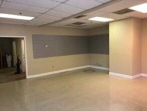 5401-5481 Bryant Ave, Sanford, FL à louer Photo intérieure– Image 2 sur 4