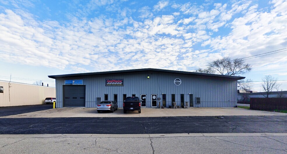 3232 W Monroe St, Waukegan, IL à louer - Photo de l’immeuble – Image 1 sur 3