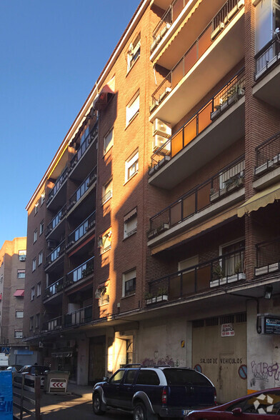 Calle Joaquina Santander, 46, Talavera de la Reina, Toledo à louer - Photo de l’immeuble – Image 2 sur 4