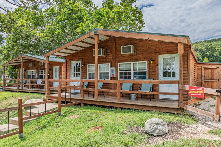 1062 Susan Rd, Lake Ozark, MO à vendre - Photo de l’immeuble – Image 3 sur 60