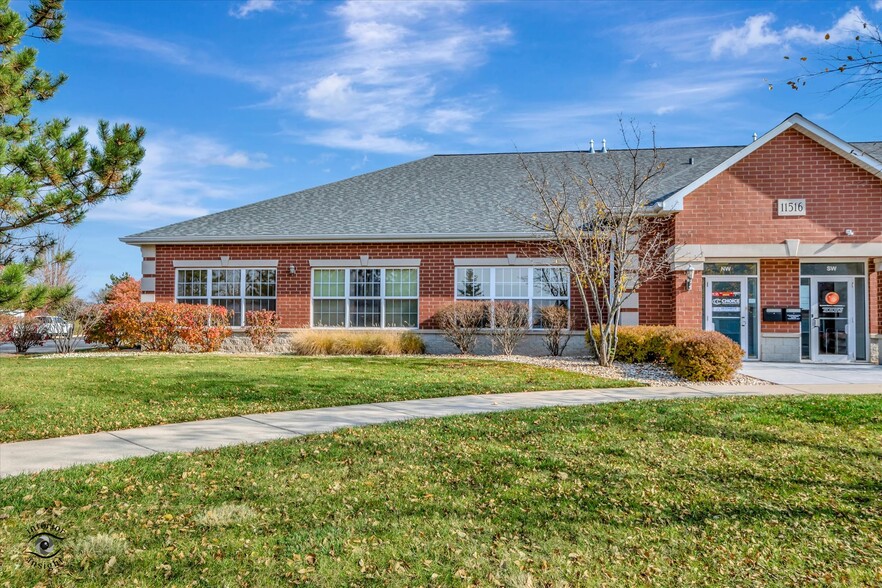 11516 183rd Pl, Orland Park, IL à louer - Photo de l’immeuble – Image 1 sur 5
