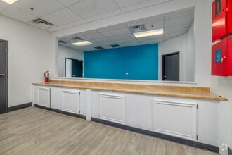 6600 Youngerman Cir, Jacksonville, FL à louer Photo intérieure– Image 1 sur 15