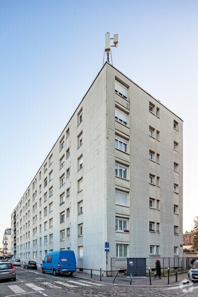 Boulevard Marcel Sembat, Saint-Denis à louer - Photo de l’immeuble – Image 2 sur 2