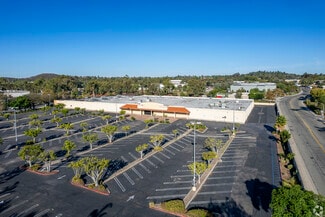 Plus de détails pour 650 Sycamore Ave, Vista, CA - Local commercial à louer