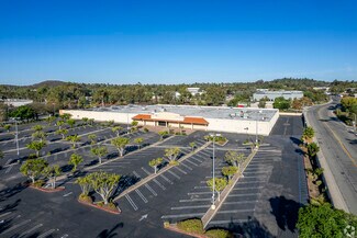 Plus de détails pour 650 Sycamore Ave, Vista, CA - Local commercial à louer