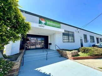 Plus de détails pour 5200 W 104th St, Los Angeles, CA - Industriel/Logistique à louer