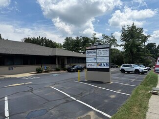 Plus de détails pour 4641 Pottsville Pike, Reading, PA - Bureau à louer