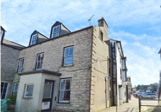 22 Market Sq, Kirkby Stephen à vendre - Photo principale – Image 1 sur 22