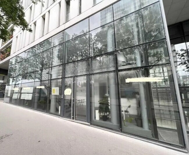 Plus de détails pour Bureau à vendre