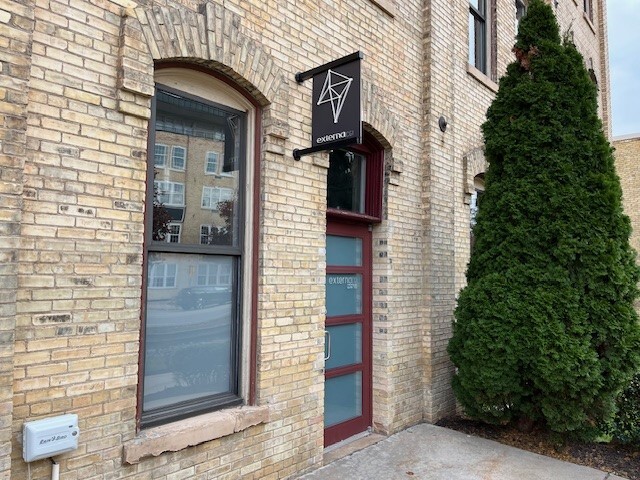 560 5th St NW, Grand Rapids, MI à louer Photo de l’immeuble– Image 1 sur 7