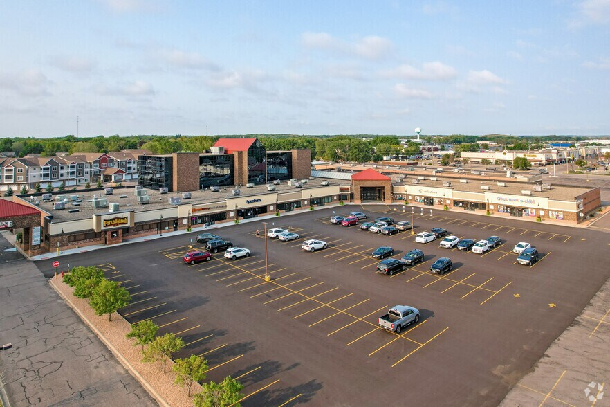 110 2nd St S, Saint Cloud, MN à louer - Aérien – Image 3 sur 10