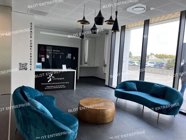 Plus de détails pour Bureau à louer