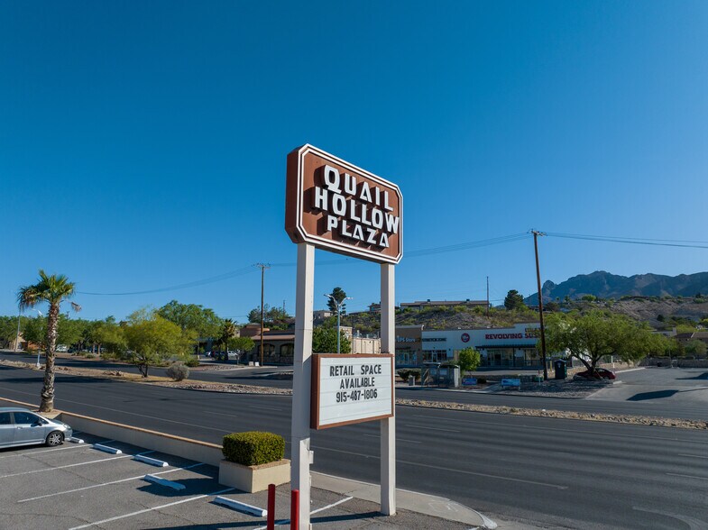 5801-5835 N Mesa St, El Paso, TX à louer - Photo de l’immeuble – Image 3 sur 7