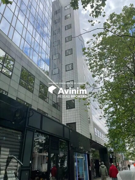 Bureau dans Montreuil à louer - Photo de l’immeuble – Image 2 sur 9