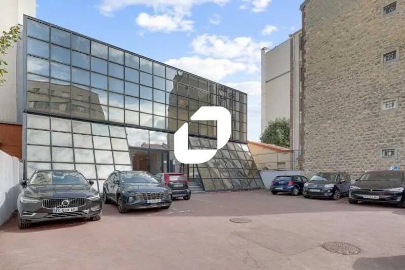 Bureau dans Courbevoie à louer - Photo de l’immeuble – Image 1 sur 12