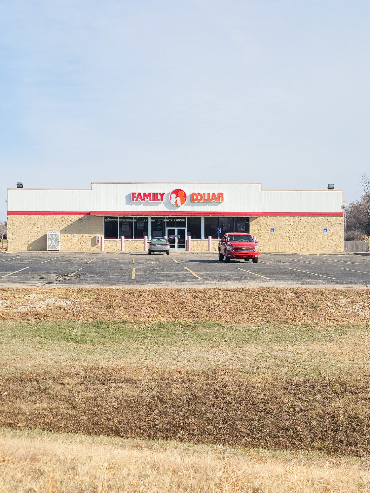 790 S Us Highway 77, Douglass, KS à louer Photo principale– Image 1 sur 11