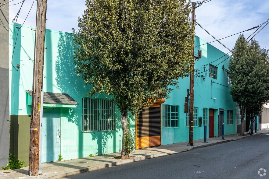 220 9th St, San Francisco, CA à louer - Photo de l’immeuble – Image 2 sur 4