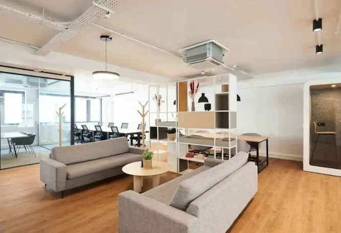 Bureau dans Paris à louer - Photo de l’immeuble – Image 1 sur 11