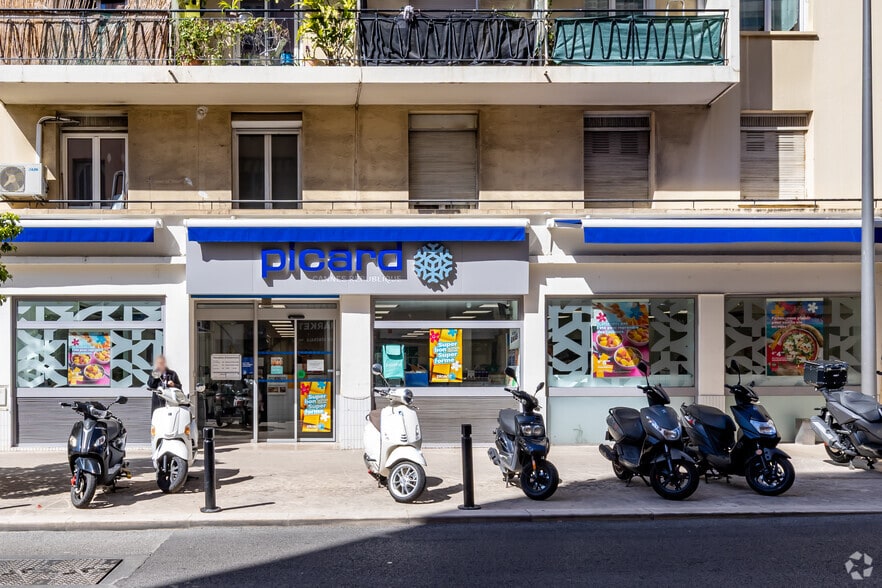 75 Boulevard De La République, Cannes à vendre - Photo de l’immeuble – Image 3 sur 6