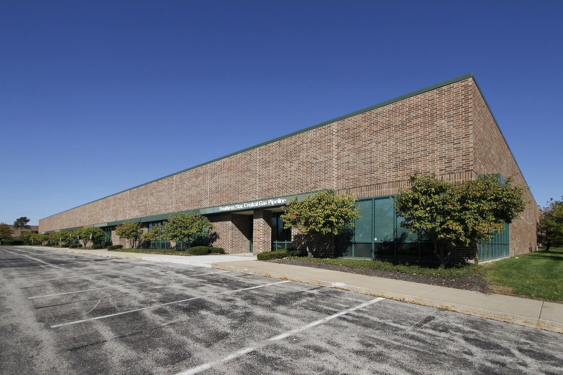 13400-13428 W 99th St, Lenexa, KS à louer Photo principale– Image 1 sur 6