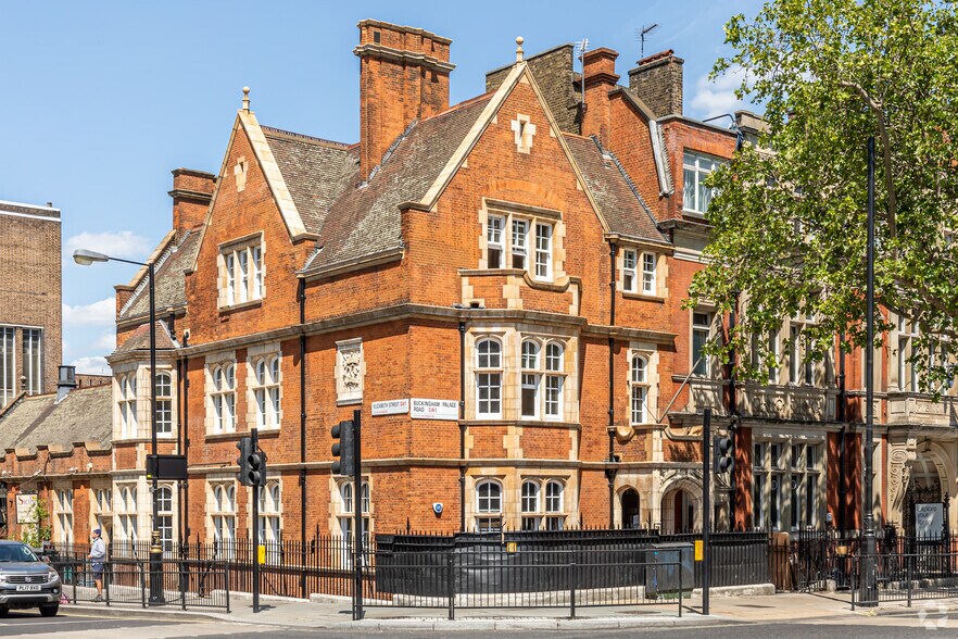 162 Buckingham Palace Rd, Londres à louer - Photo principale – Image 1 sur 4