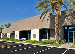 4602 E Elwood St, Phoenix, AZ à louer - Photo de l’immeuble – Image 3 sur 4