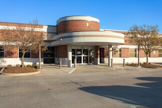 Plus de détails pour 701 E Robinson St, Norman, OK - Bureau à vendre