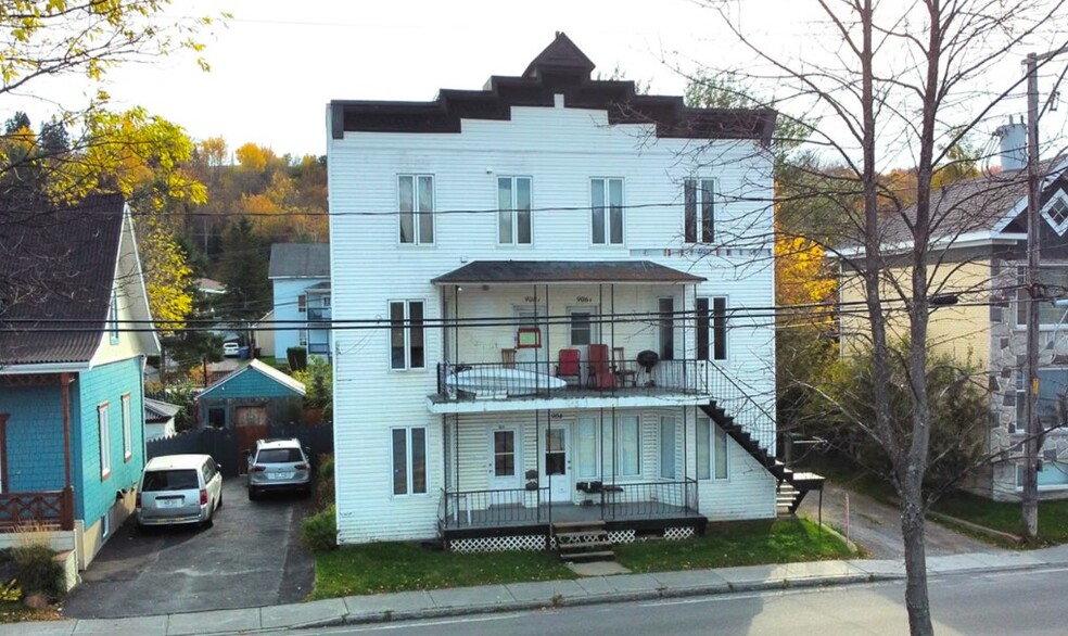 904-910 Boul Du Saguenay E, Saguenay, QC à vendre - Photo principale – Image 1 sur 1
