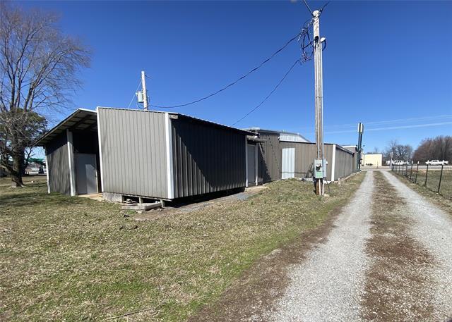 1011 E Tulsa Ave, Kansas, OK à vendre - Photo de l’immeuble – Image 2 sur 15