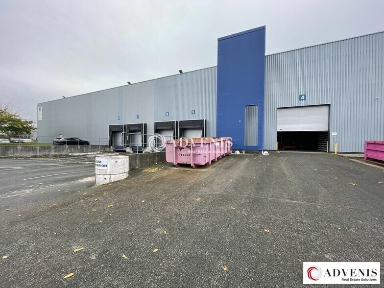 Industriel/Logistique dans Blanquefort à louer - Photo de l’immeuble – Image 3 sur 8