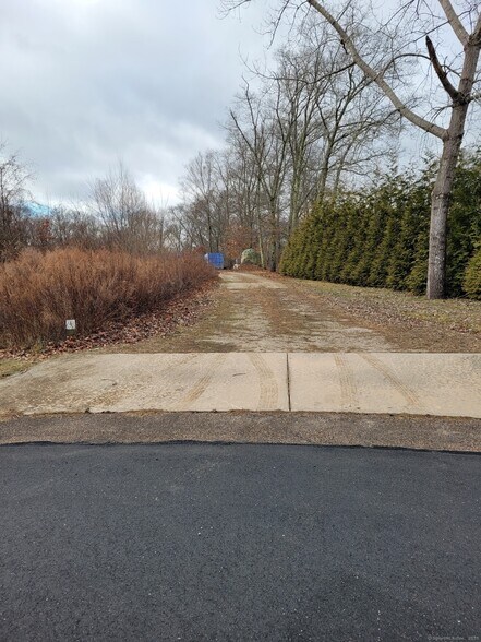 4 Commerce Ct, Ledyard, CT à louer - Autre – Image 3 sur 16