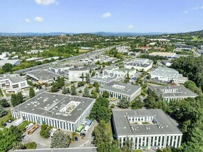 Limonest, RHO - Vue aérienne vue de carte