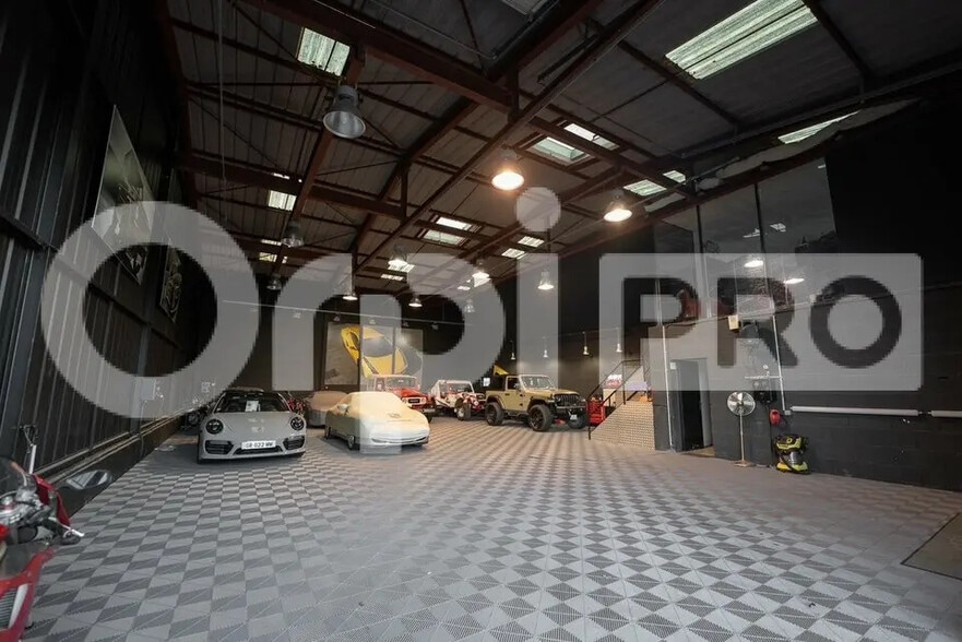 Local d’activités dans Rosnay à louer - Photo intérieure – Image 3 sur 10