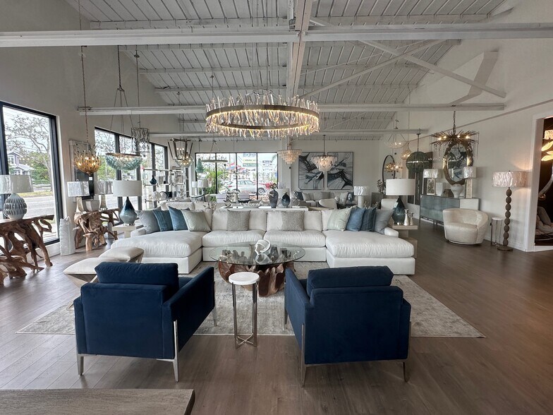 4441 S Tamiami Trl, Sarasota, FL à louer - Photo de l’immeuble – Image 3 sur 6