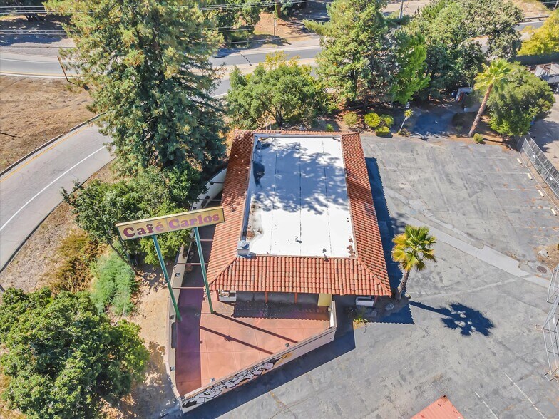 6016 Scotts Valley Dr, Scotts Valley, CA à vendre - Photo de l’immeuble – Image 2 sur 14