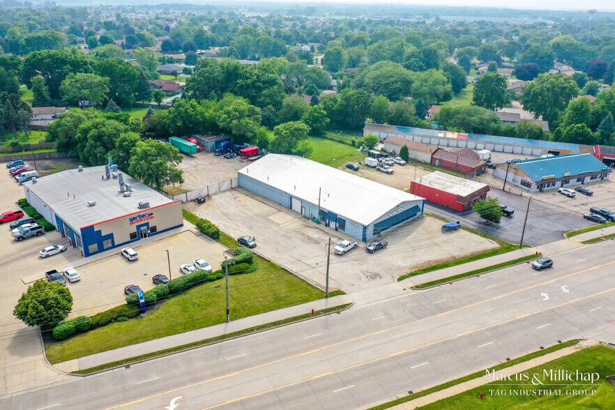 15940 S Lincoln Hwy, Plainfield, IL à vendre - Photo de l’immeuble – Image 3 sur 7