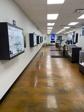 9904 Franklin Ave, Fort McMurray, AB à louer Photo intérieure– Image 1 sur 2