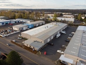 12683-12689 NE Whitaker Way, Portland, OR à louer Photo intérieure– Image 1 sur 29