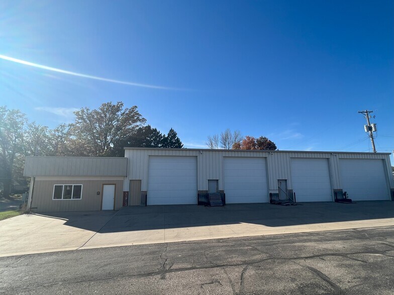2124 Market st, Beatrice, NE à vendre - Photo de l’immeuble – Image 3 sur 6