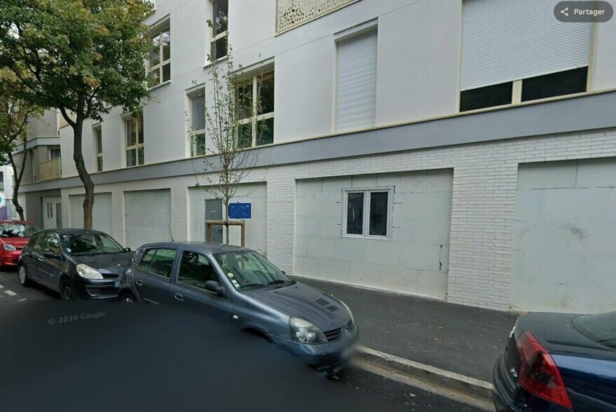 Local commercial dans Alfortville à louer - Photo de l’immeuble – Image 1 sur 4
