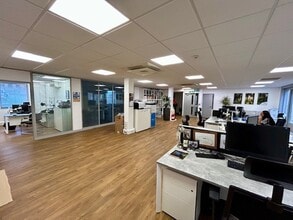 6 London Rd, Newbury à louer Photo intérieure– Image 2 sur 5