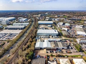 Units 3 & 4, Bracknell Business Centre, Downmill Rd, Bracknell, BKS - Vue aérienne vue de carte