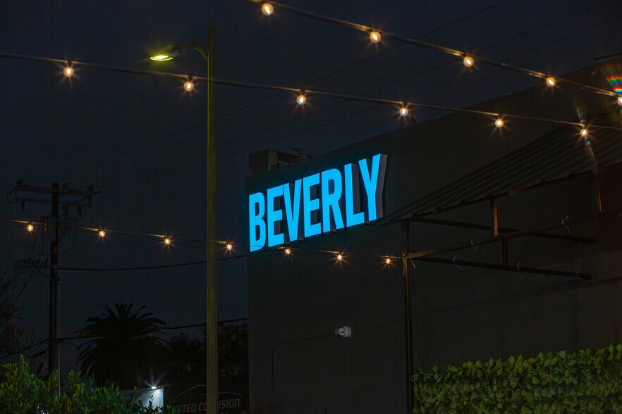 3211 Beverly Blvd, Los Angeles, CA à vendre - Photo de l’immeuble – Image 2 sur 26