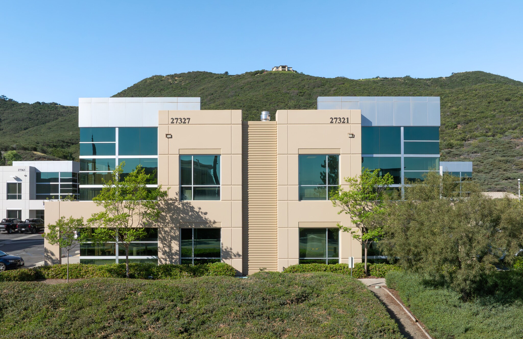 27321-27327 Via Industria, Temecula, CA à louer Photo de l’immeuble– Image 1 sur 27