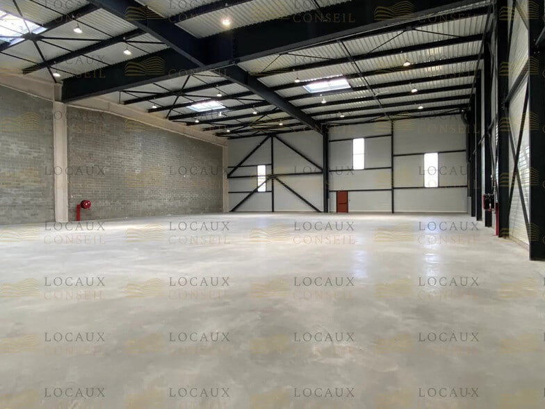18 Rue De La Guivernone, SAINT-OUEN-L'AUMONE à louer - Photo de l’immeuble – Image 3 sur 16