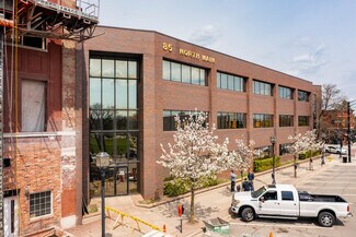 Plus de détails pour 85 N Main St, Mount Clemens, MI - Bureau à louer