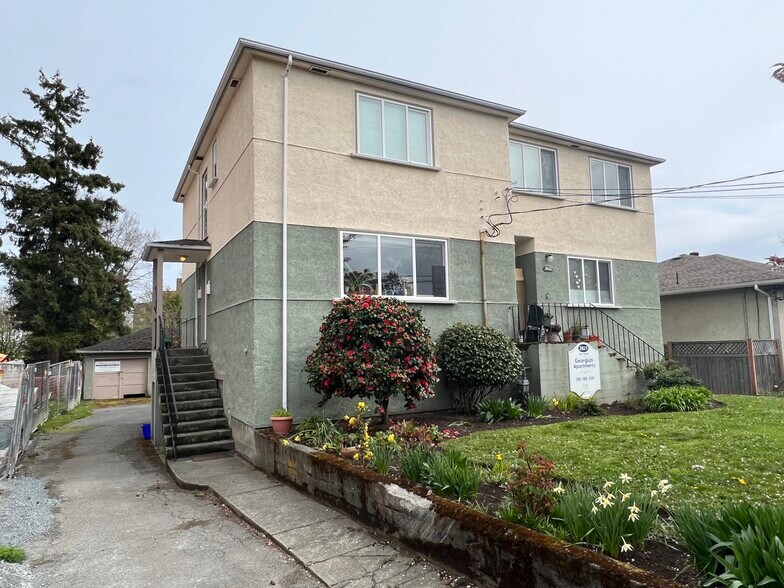 2821 Irma St, Victoria, BC à vendre - Photo de l’immeuble – Image 3 sur 3