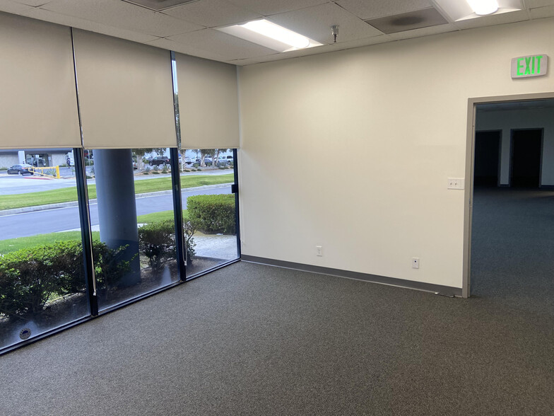 12866 Ann St, Santa Fe Springs, CA à louer - Photo de l’immeuble – Image 2 sur 11