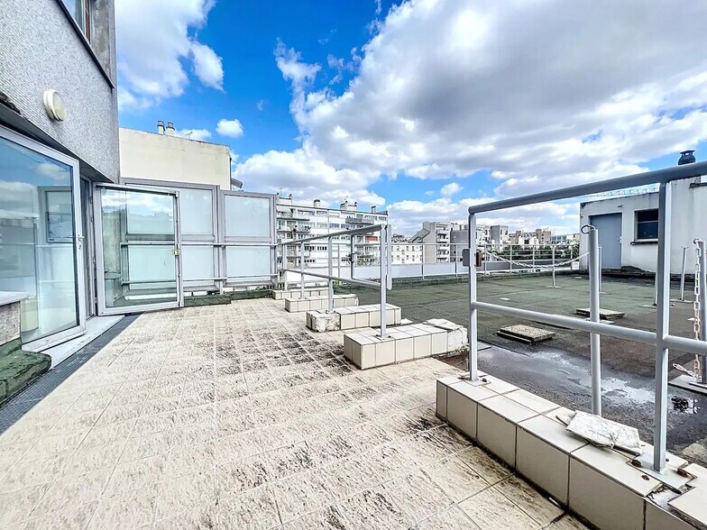Bureau dans Boulogne-Billancourt à louer - Photo de l’immeuble – Image 2 sur 31