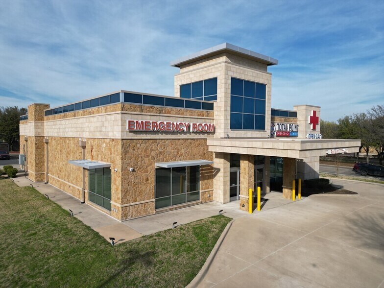 3220 Denton Hwy, Haltom City, TX à vendre - Photo de l’immeuble – Image 3 sur 5